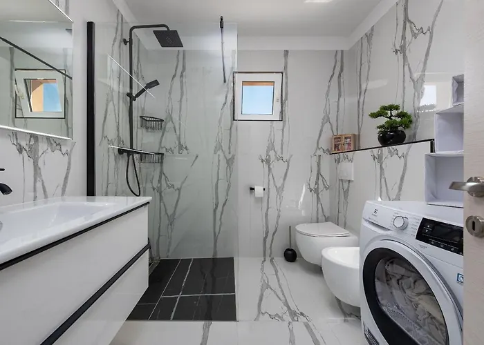 Jenny Zadarvillas Vila