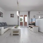 Jenny Zadarvillas * Murvica (Policnik)
