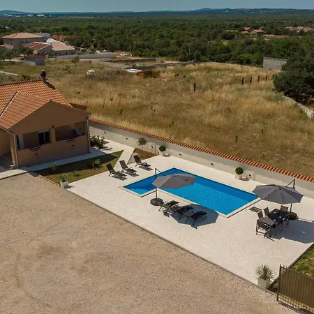 Jenny Zadarvillas Villa *