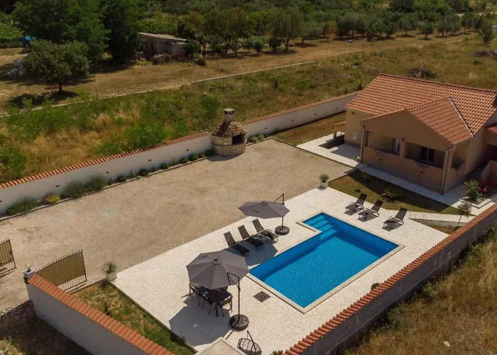 Jenny Zadarvillas Villa *