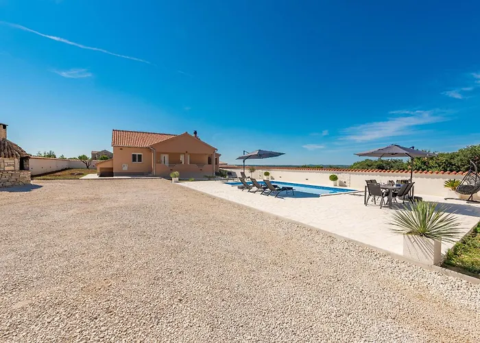 Jenny Zadarvillas Villa *